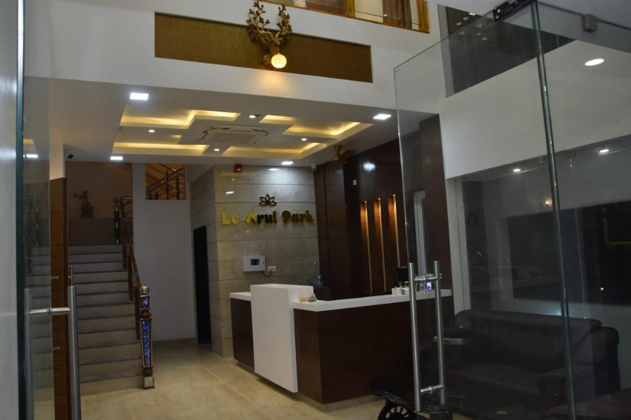 Le Arul Park Hotel Karaikal Exterior photo