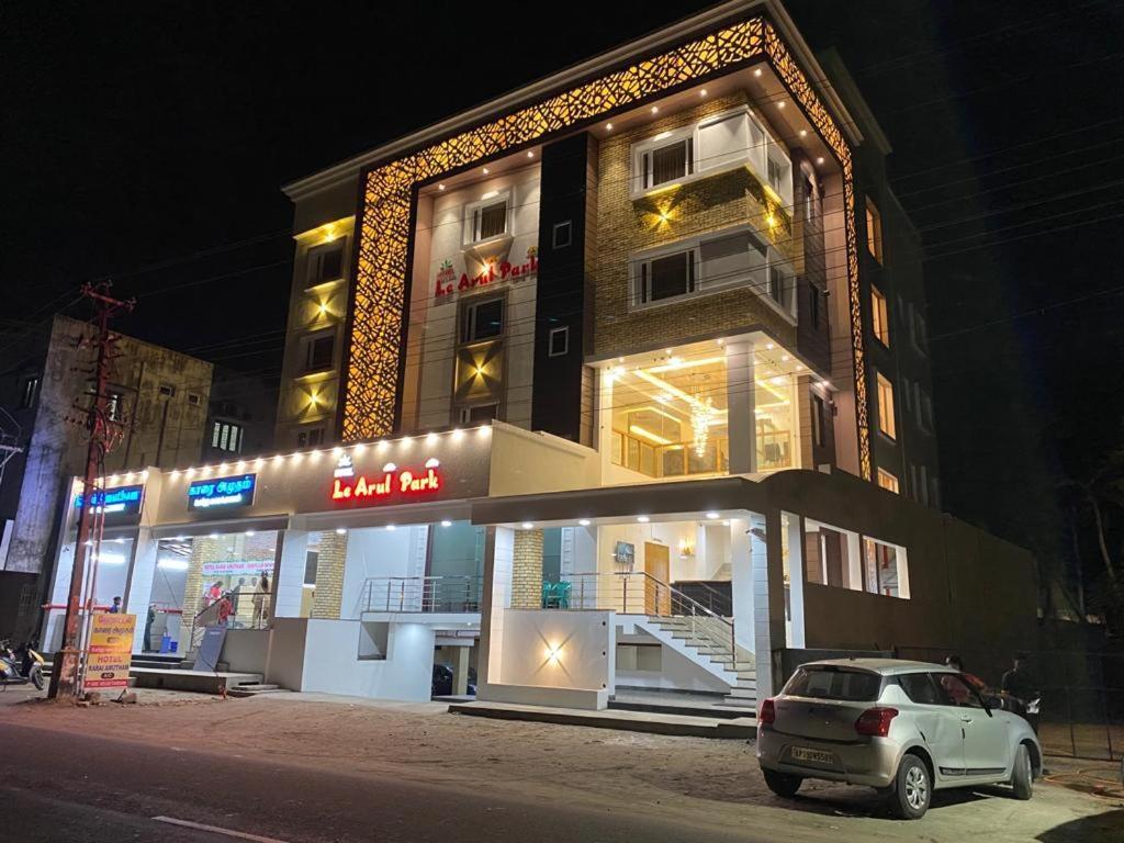Le Arul Park Hotel Karaikal Exterior photo