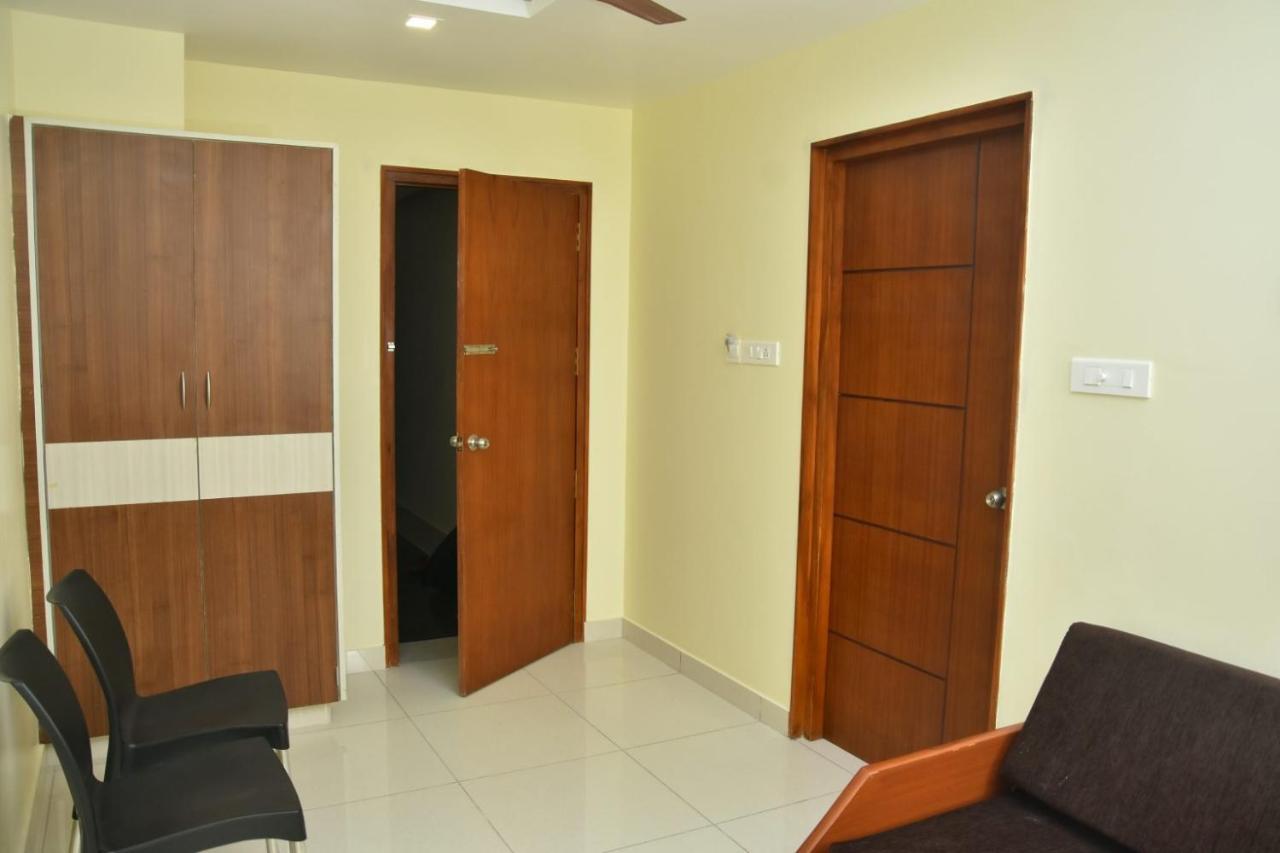 Le Arul Park Hotel Karaikal Exterior photo